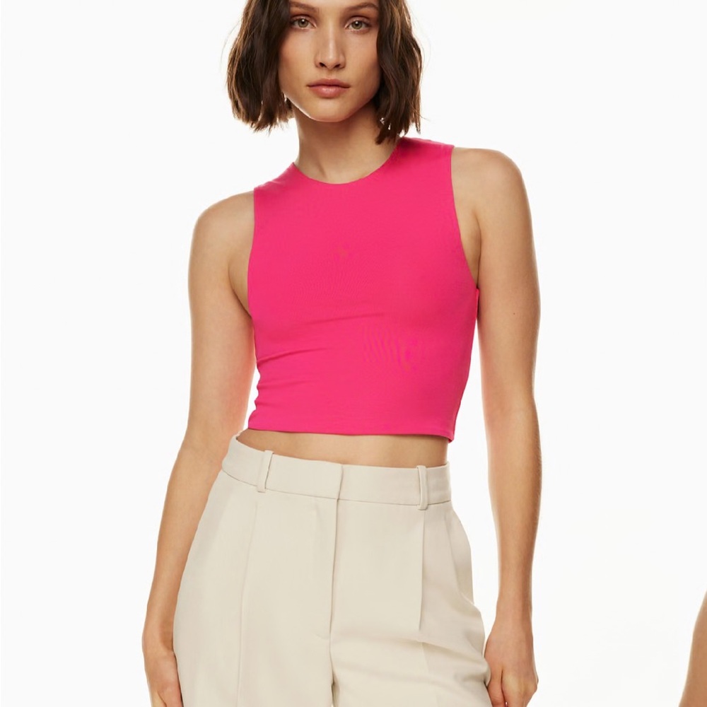 Aritzia Babaton Contour Muscle Tank - Size M